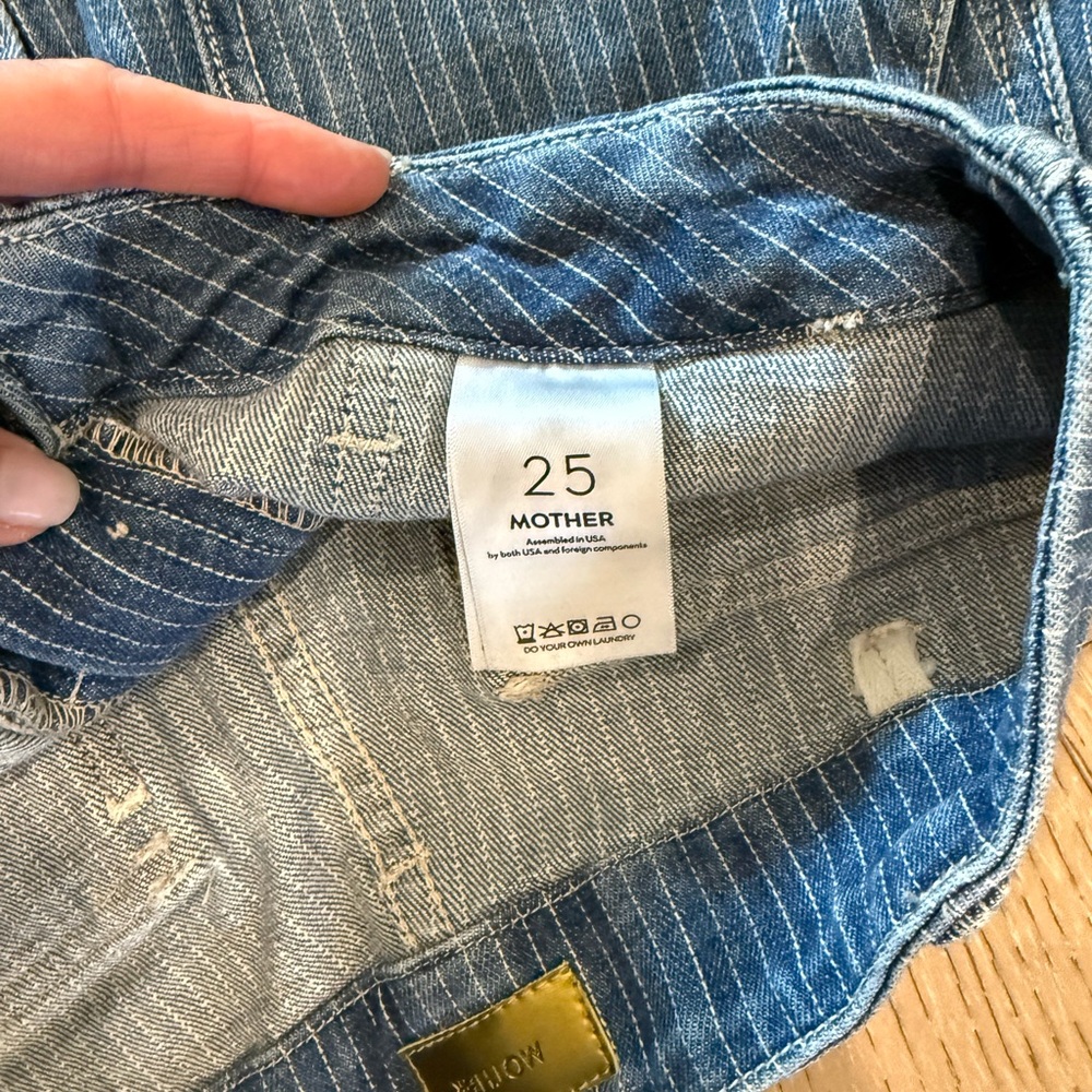 Mother Denim, Commando / Engineer Jeans, Size 25 - Picture 4 of 5